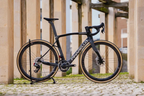 Pinarello Dogma X SRAM RED ETAP AXS