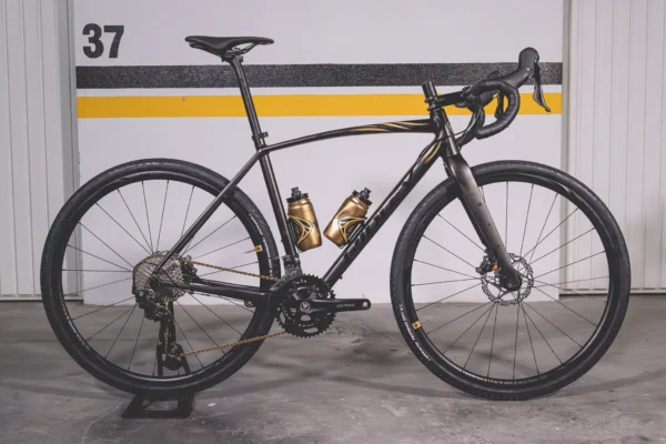 Ridley Kanzo Fast GRX Di2 – Invenio Gravel Carbon – Tomorrowland Edition